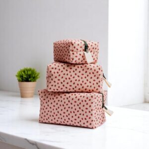 Roze Toilettas aardbeitjes S/M/L